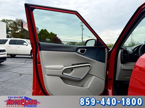Used 2024 Kia Soul EX FWD image 31