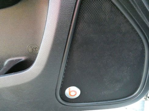 Used 2018 Dodge Charger R/T w/ Beats Audio Group RWD image 25