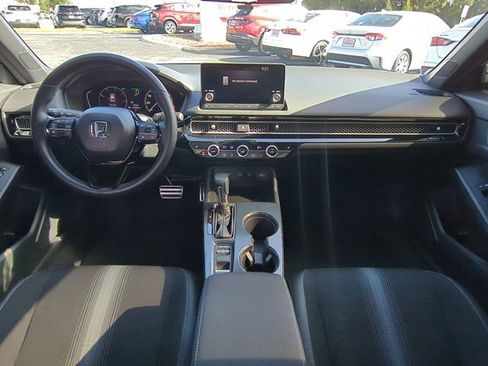 Used 2025 Honda Civic Sport image 16