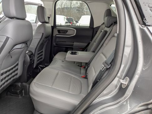 Used 2025 Ford Bronco Sport Badlands image 15