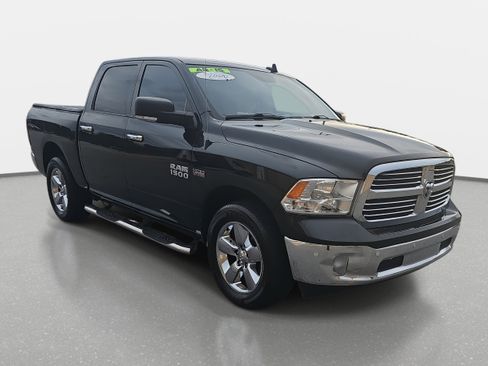 Used 2017 RAM 1500 Big Horn image 3