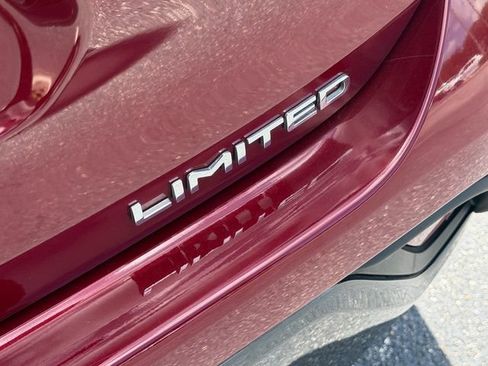 Certified 2025 Toyota Highlander Limited FWD image 16
