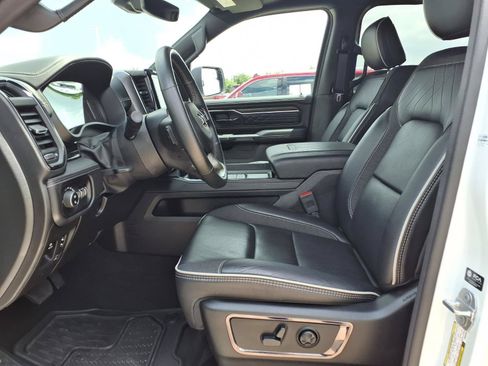 Used 2025 RAM 1500 Limited w/ Off Road Group AWD/4WD image 25
