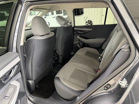Used 2022 Subaru Outback Premium image 21