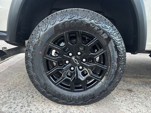 Used 2026 Chevrolet Colorado Trail Boss image 36