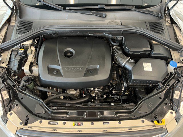 Used 2016 Volvo XC60 T6 w/ Proximity Package AWD/4WD image 45