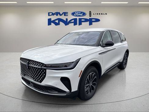 New 2026 Lincoln Nautilus Premier image 4