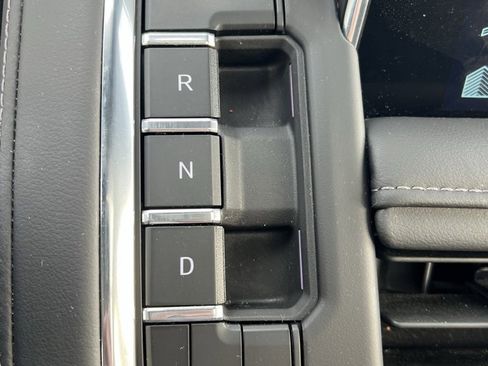 Used 2024 Chevrolet Tahoe Z71 w/ Luxury Package image 14