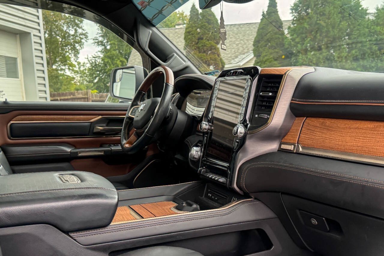Used 2019 RAM 1500 Limited AWD/4WD image 12