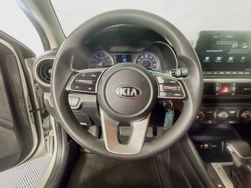 Used 2021 Kia Forte LXS FWD image 12