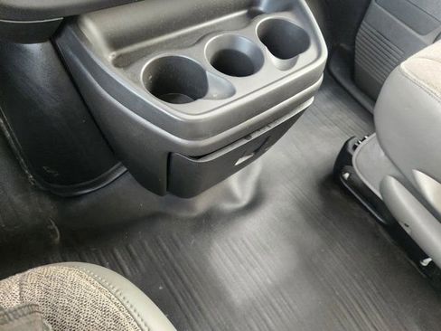 Used 2025 Chevrolet Express 3500 w/ Power Convenience Package image 21