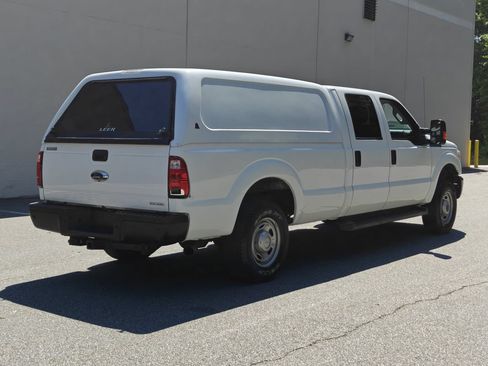 Used 2014 Ford F250 XL w/ Power Equipment Group AWD/4WD image 3