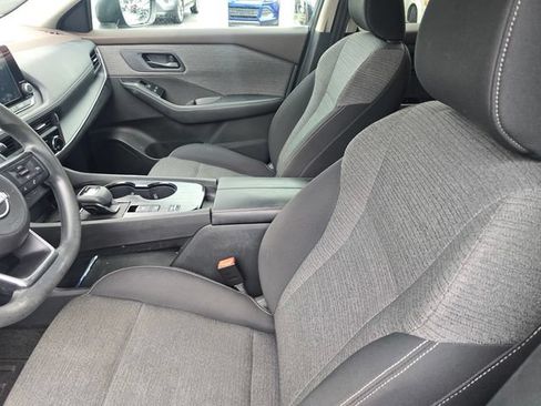 Used 2022 Nissan Rogue S FWD image 19