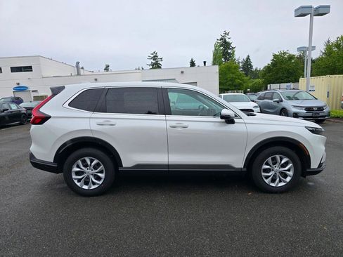 Certified 2025 Honda CR-V LX image 8