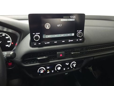 Used 2023 Honda HR-V LX image 24