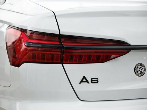 Used 2022 Audi A6 Premium Plus w/ Premium Plus Package image 11