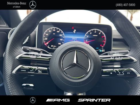 Used 2024 Mercedes-Benz C 300 4MATIC Sedan image 29