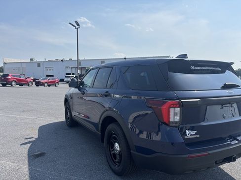 New 2025 Ford Explorer 4WD Police Interceptor image 3