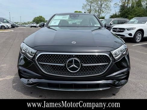 New 2026 Mercedes-Benz E 350 4MATIC Sedan image 2