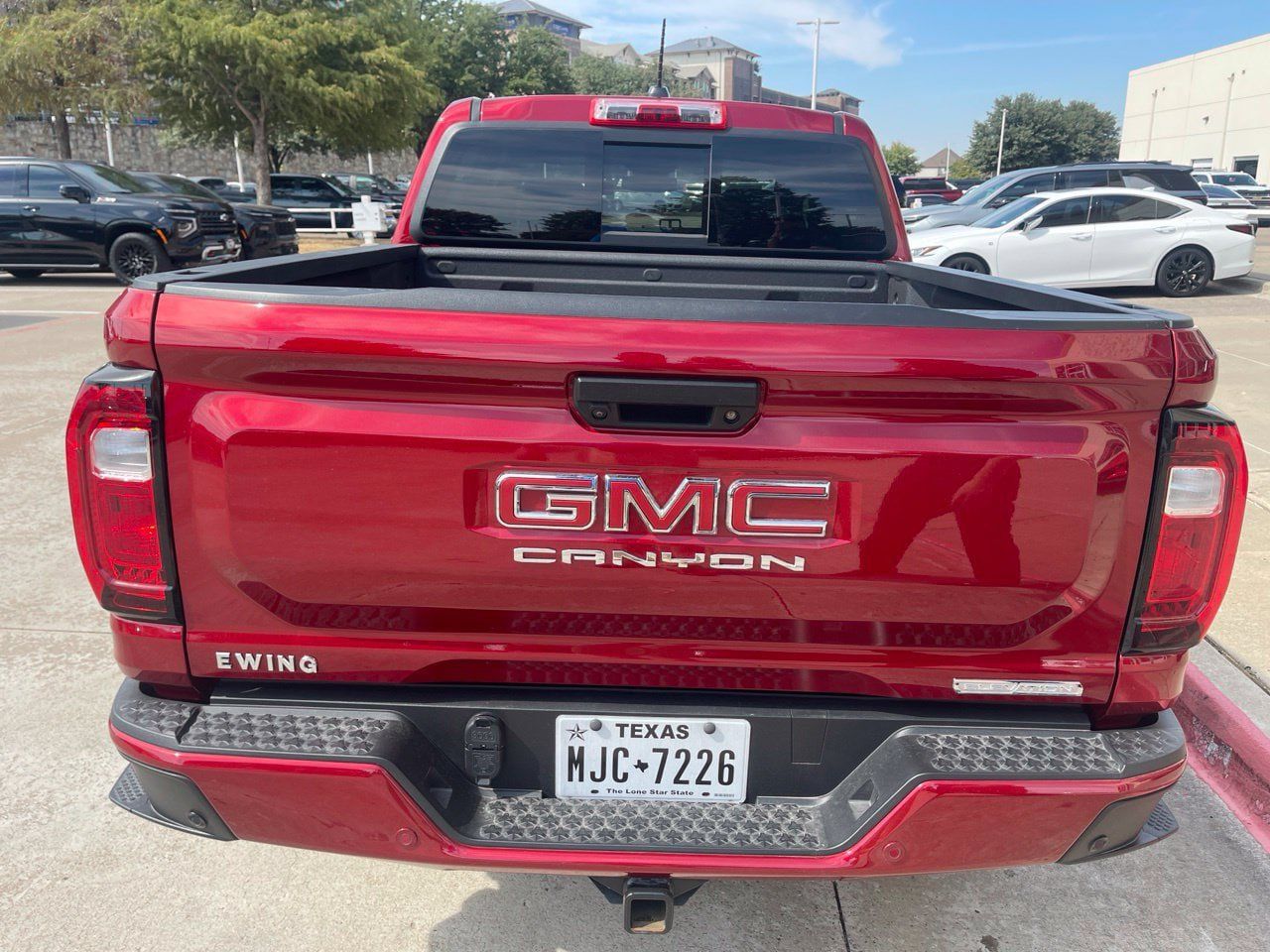 Used 2025 GMC Canyon Elevation w/ Convenience Package RWD image 3