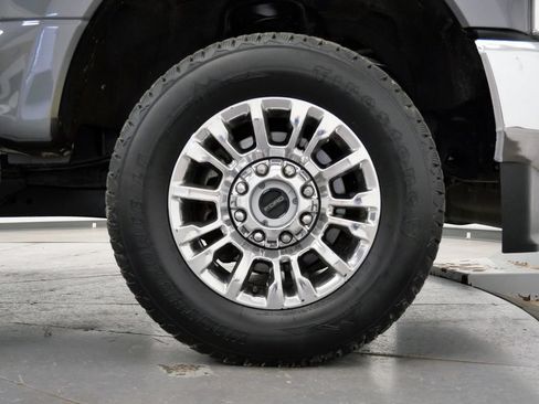 Used 2022 Ford F250 XLT w/ XLT Premium Package AWD/4WD image 36