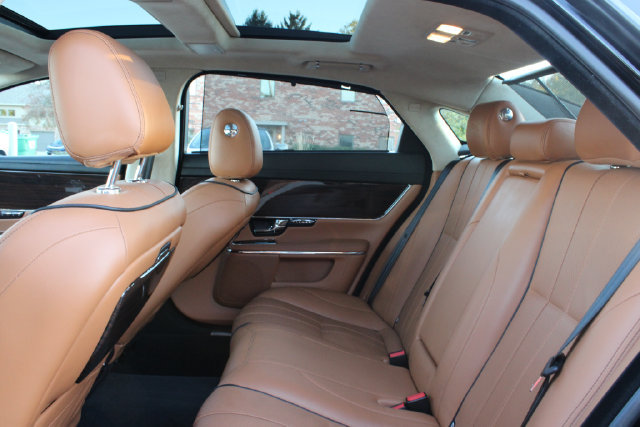 Used 2012 Jaguar XJ L RWD image 29