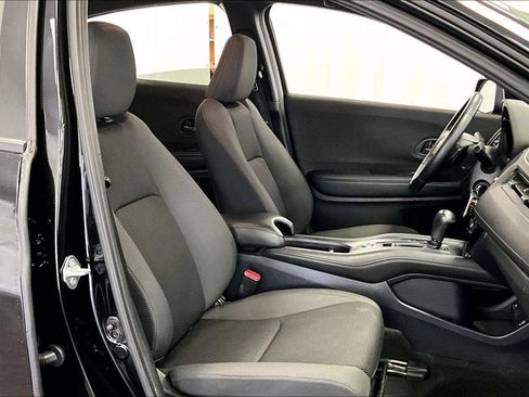 Used 2022 Honda HR-V Sport image 7