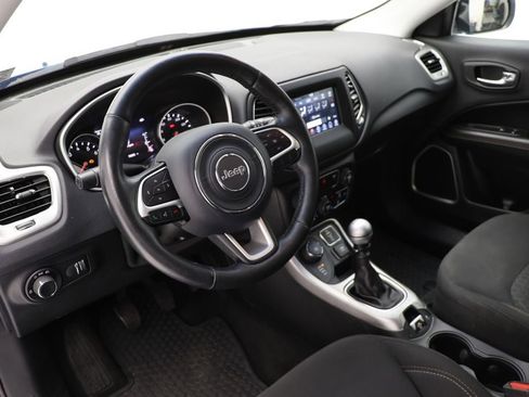 Used 2019 Jeep Compass Sport w/ Cold Weather Group image 14