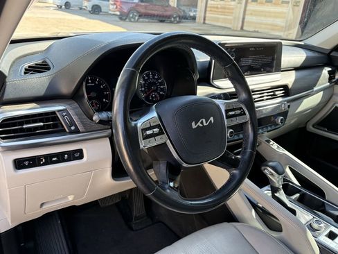 Used 2022 Kia Telluride EX w/ EX Premium Package image 14