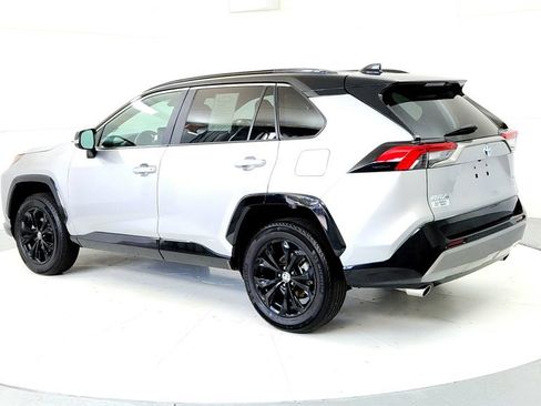 Used 2024 Toyota RAV4 XSE w/ Advanced Technology Package AWD/4WD image 4
