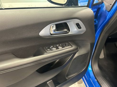 New 2026 Chrysler Pacifica Limited w/ S Appearance Package image 14