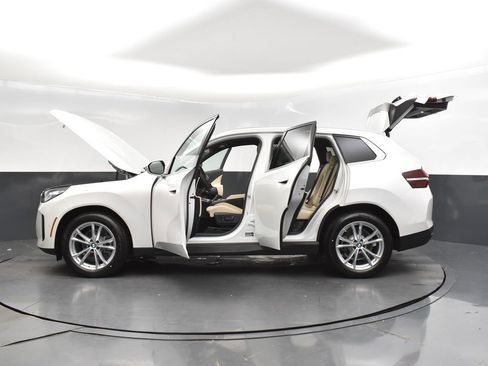 Certified 2025 BMW X3 xDrive30i image 46