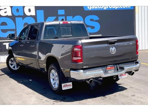 Used 2024 RAM 1500 Laramie AWD/4WD image 12