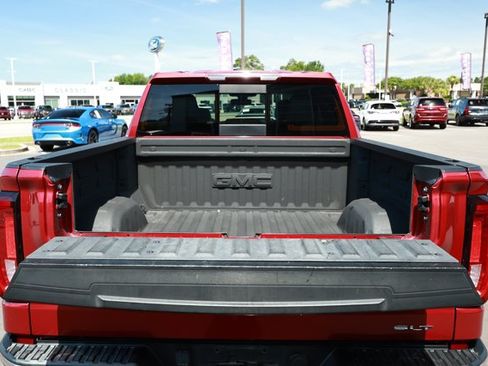 Used 2019 GMC Sierra 1500 SLT w/ SLT Premium Plus Package RWD image 8