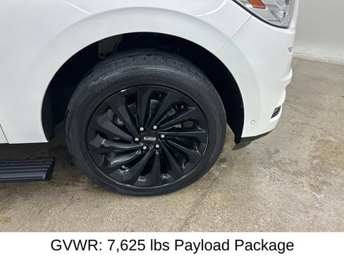 Used 2021 Lincoln Navigator Reserve w/ Equipment Group 208A AWD/4WD image 15