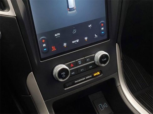 Certified 2024 Ford Edge SEL w/ Convenience Package image 23