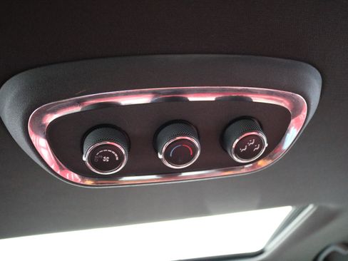 Used 2018 Dodge Durango R/T w/ Trailer Tow Group IV image 39