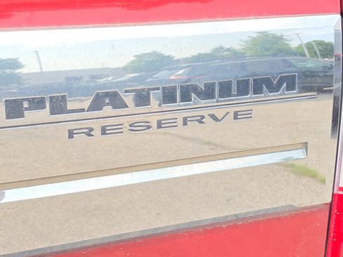 Used 2018 Nissan Titan Platinum Reserve w/ Platinum Utility Package AWD/4WD image 22