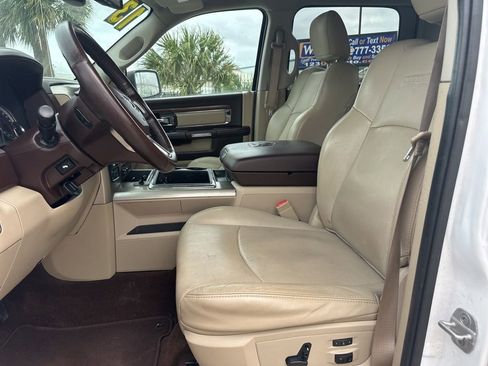 Used 2013 RAM 1500 Laramie w/ Convenience Group image 6