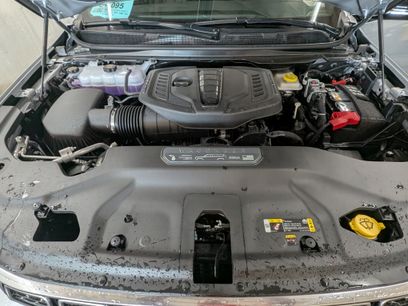 New 2025 Jeep Wagoneer 4WD w/ Premium Group I