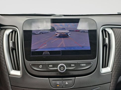 Used 2023 Chevrolet Malibu LS FWD image 22