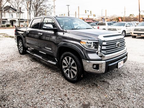 Used 2018 Toyota Tundra Limited image 12