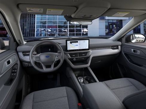 New 2026 Ford Explorer Active RWD image 9