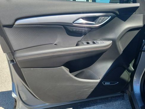 Used 2025 Buick Envision Sport Touring image 21