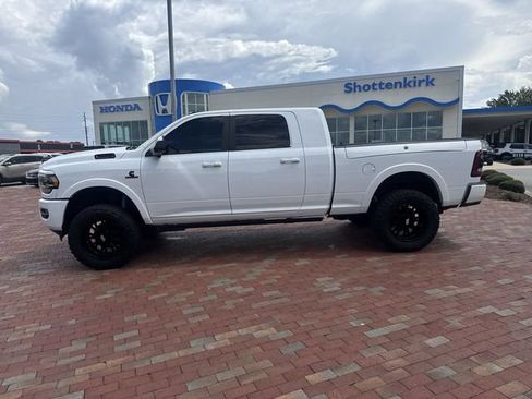 Used 2022 RAM 2500 Limited AWD/4WD image 33