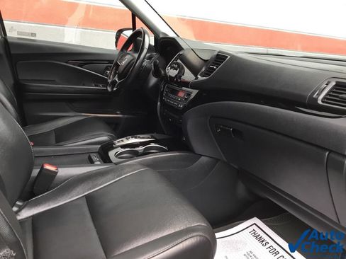 Used 2021 Honda Pilot Touring image 40