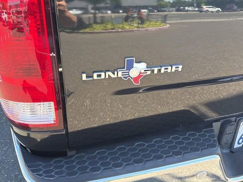 Used 2017 RAM 1500 Lone Star RWD image 10