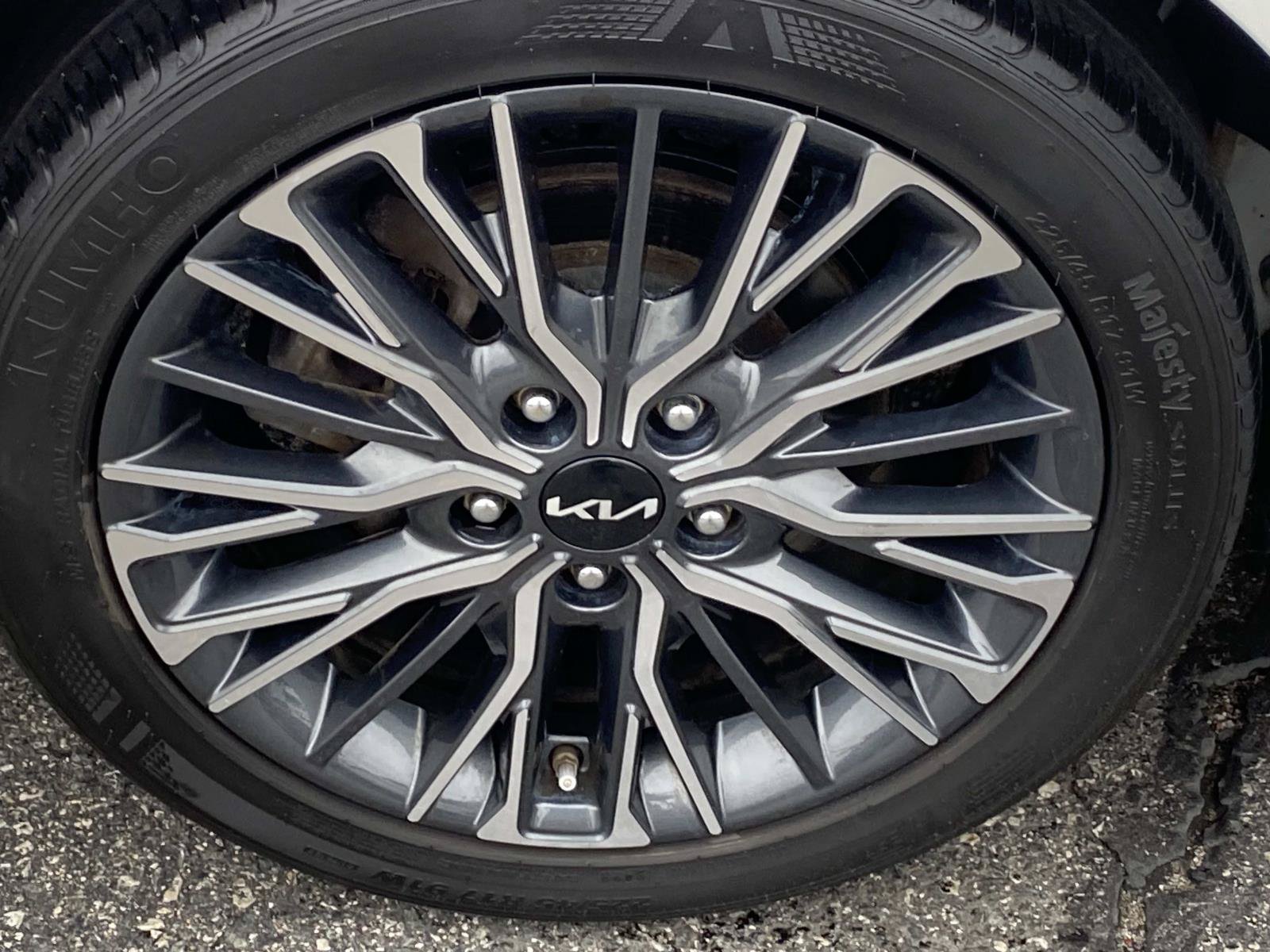 Used 2023 Kia Forte GT-Line w/ GT-Line Premium Package FWD image 27