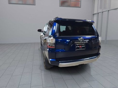 Used 2024 Toyota 4Runner TRD Off-Road Premium w/ Moonroof Package AWD/4WD image 7