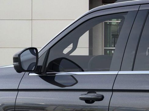 New 2026 Ford Expedition Active image 20